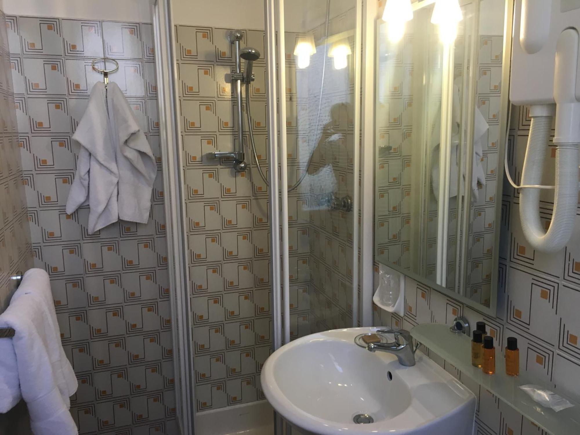 Hotel Liberty Sanremo Zimmer foto