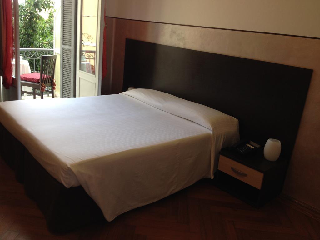 Hotel Liberty Sanremo Zimmer foto